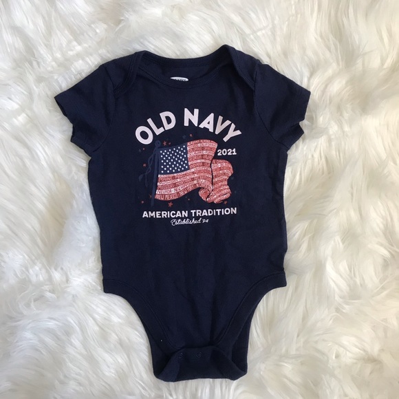Old Navy Other - 🔴Old Navy Unisex Logo Onesie SZ 6-12m